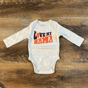 Old Navy Love my Mama infant bodysuit